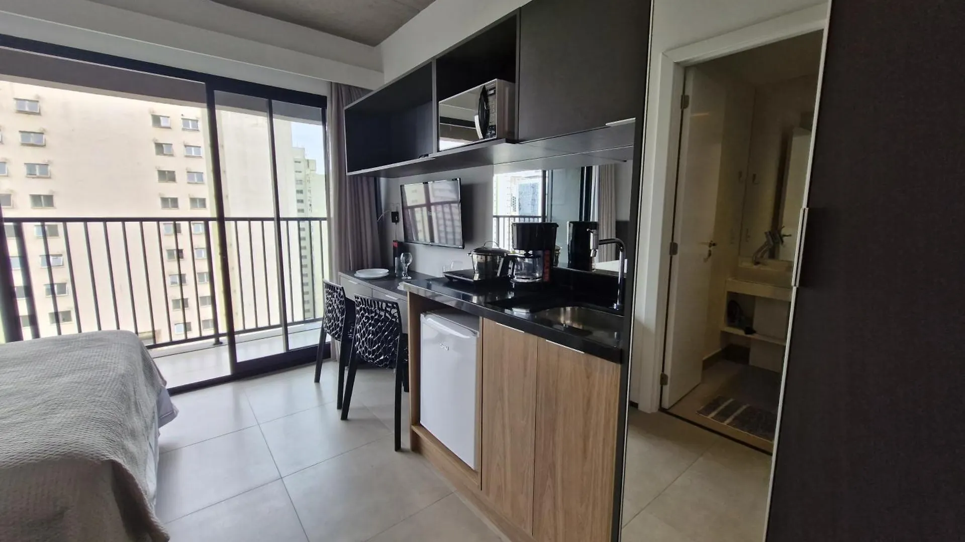 Apartment Vn Ueno Lindos Studios Na Bela Vista - Proximo Sirio Sao Paulo Brazil